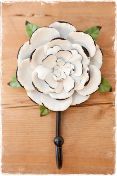 wandhaak grote witte bloem 18cm